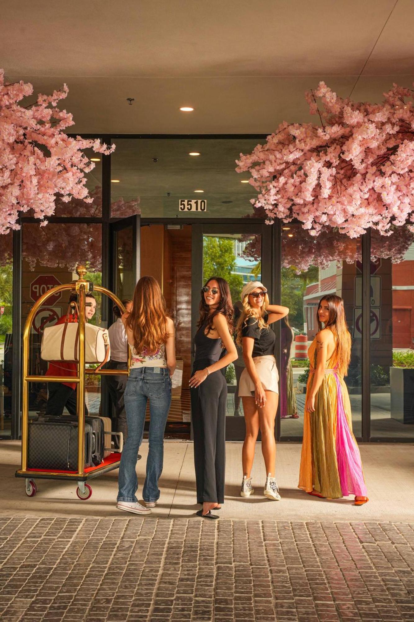 Dolce By Wyndham Hollywood Hotel ภายนอก รูปภาพ